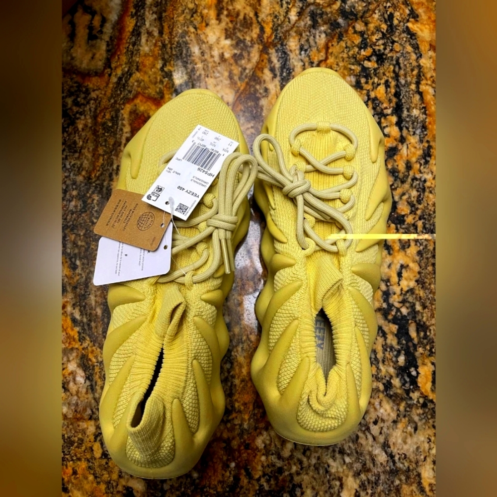 Adidas Yeezy 450 SulfurSize 11
